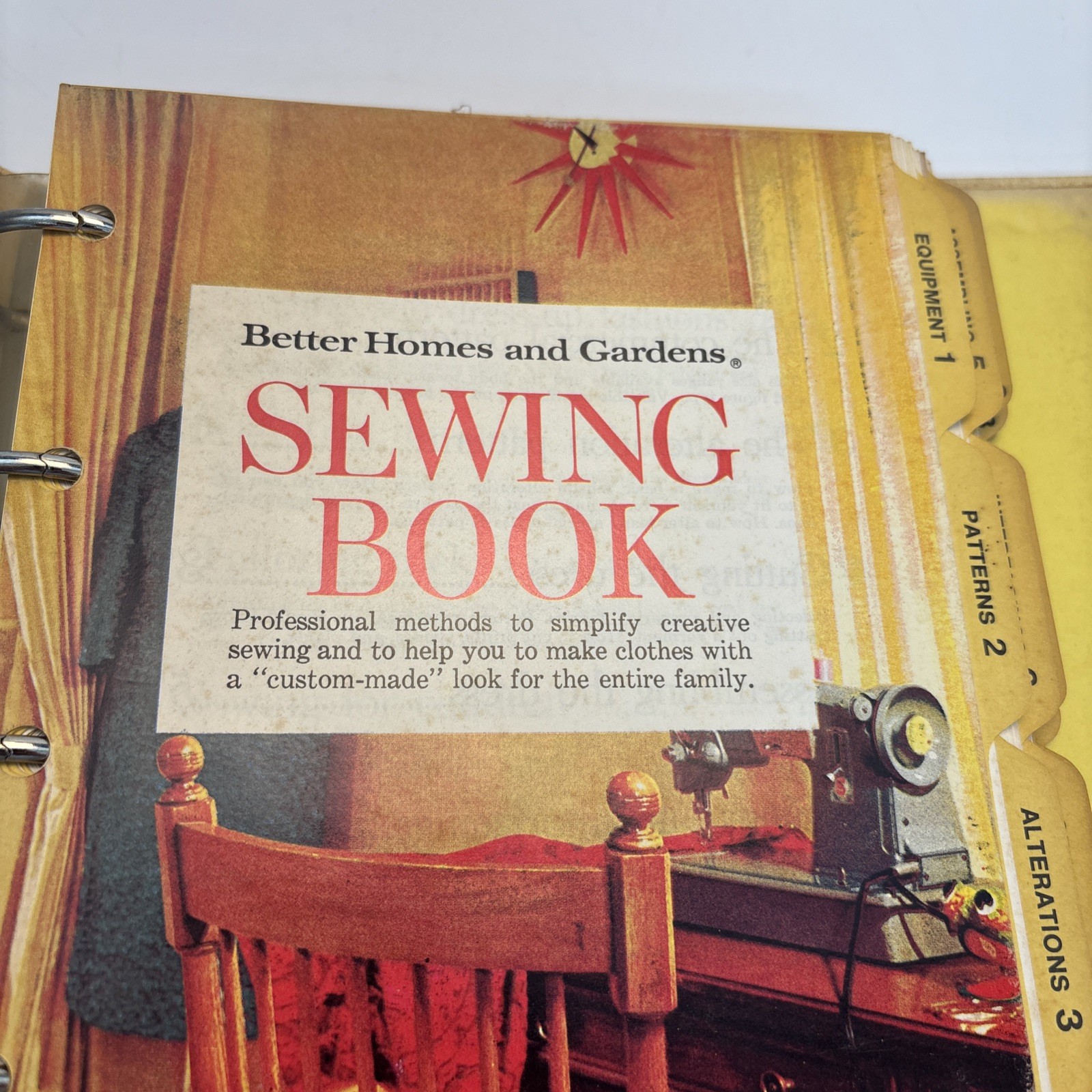 Vintage Better Homes & Gardens Sewing Book 1972