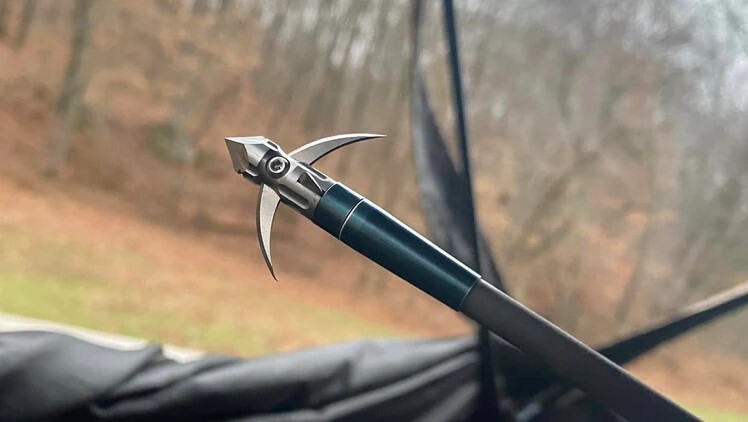 Black Flag Archery - Hemorrhage -Fixed- 4 Blade - 100 Grain - 3pk - Broadhead