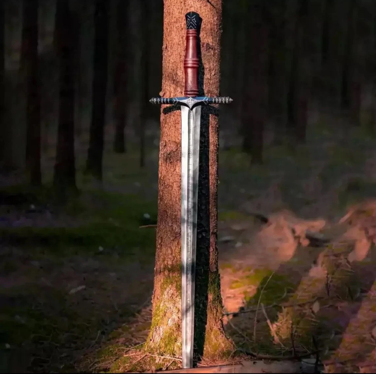 Hand Forged Carbon Steel Viking Sword Battle Ready Medieval Sword With Scabbard.