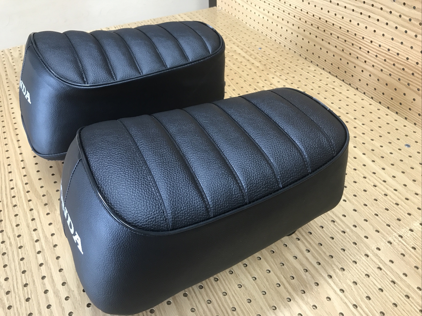 HONDA Z50A SEAT COVER 1968 TO 1971 (SPLIT REAR SEAM) (H-144)