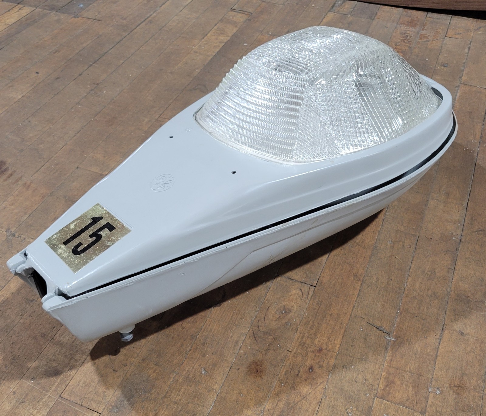 GE General Electric C760N554 Lucalox Lamp Light Industrial 150W 480V M-250R