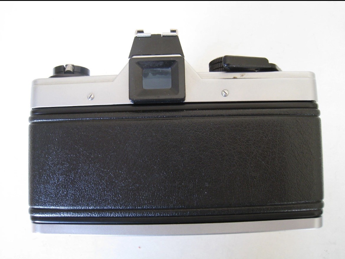 Practika mtl5 35mm Camera and two lenses + case