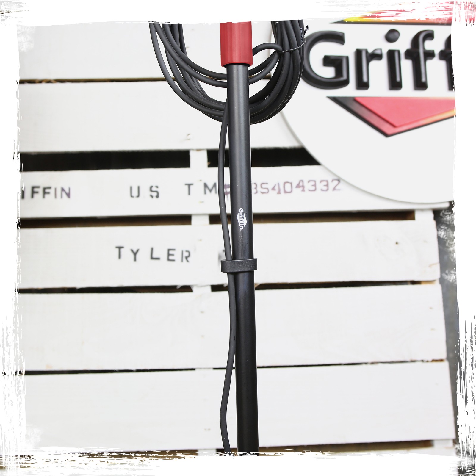 GRIFFIN Tripod Microphone Boom Stand Holder PACK XLR Cable Mic Clip Studio Stage