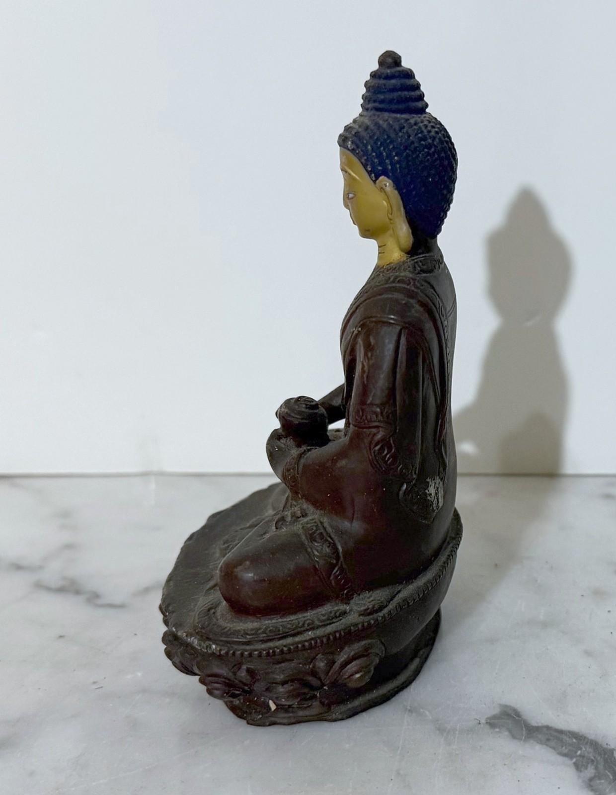 BEAUTIFUL VINTAGE NEPAL BRONZE STATUE OF SHAKYAMUNI BUDDHA WITH GOLD FACE