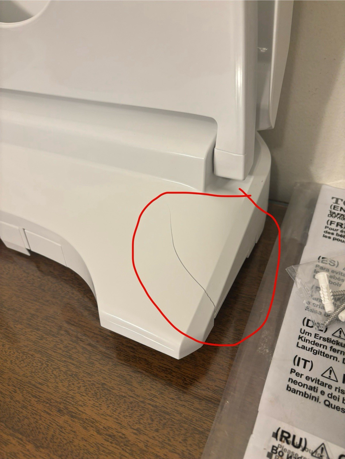 TOTO WASHLET K300 Plastic Toilet Seat, White - SW3036R01 - MINOR CRACK