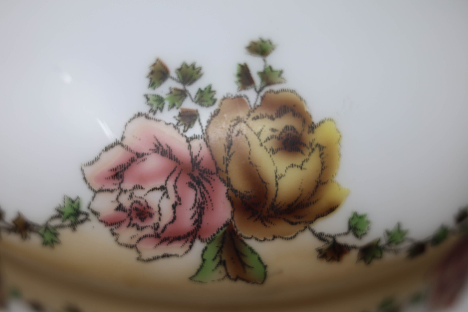 Vintage Large Hanging 3-Chain Glass Light Shade Lamp Part 14.25" Diam x 5" Roses