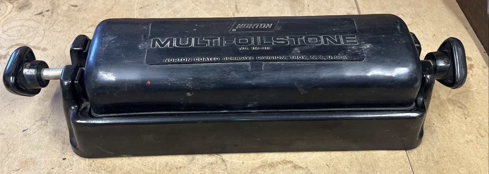 Norton Multi-Oilstone No. IM-313