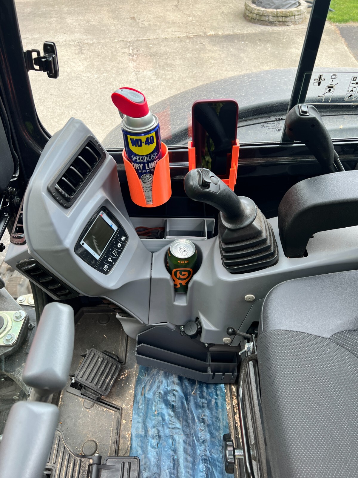 Kubota KX040-4 CAB Phone and Cup/Drink/Spray Bottle Holder