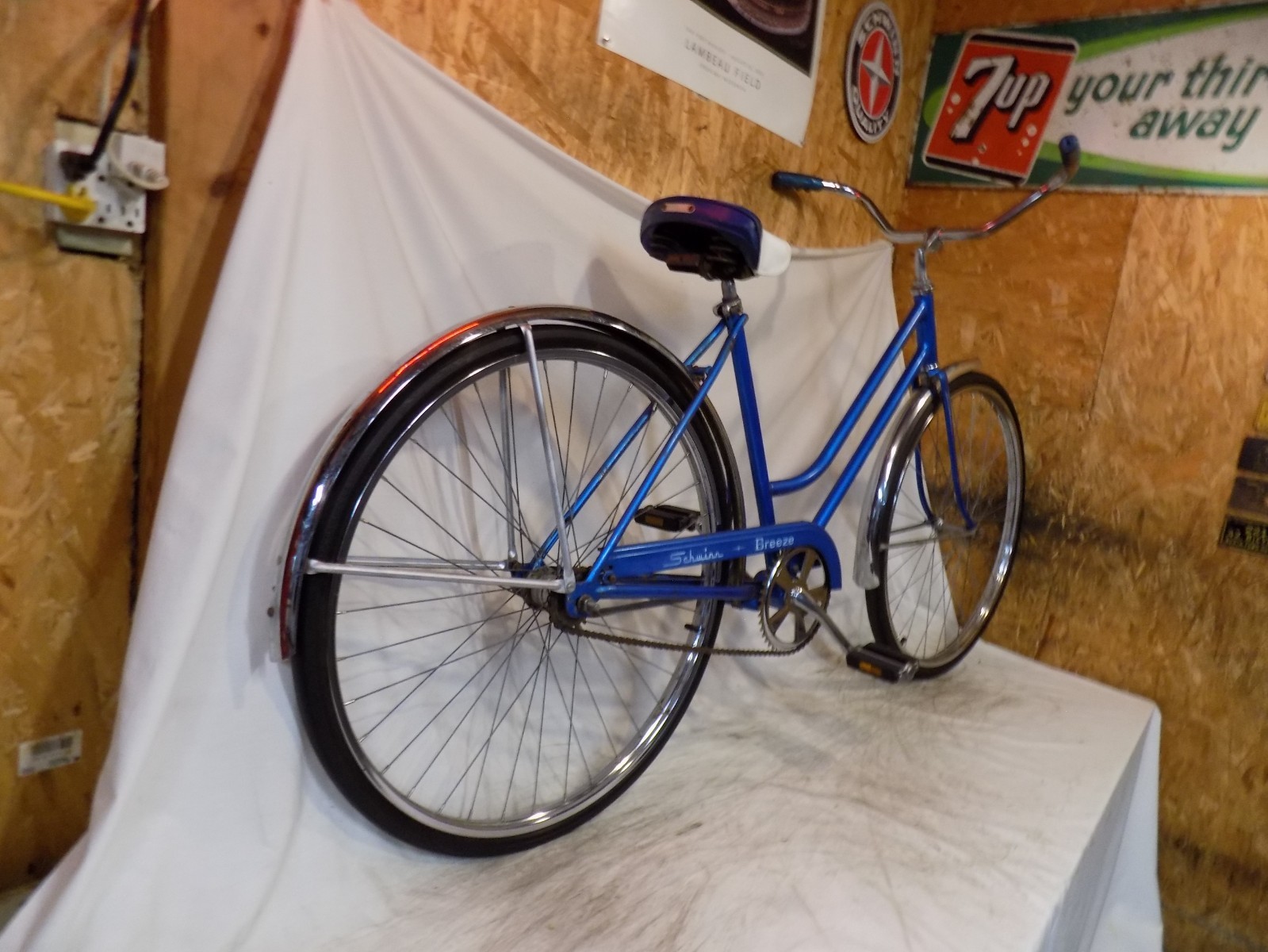 1971 SCHWINN BREEZE VINTAGE ROAD CRUISER BICYCLE COLLEGIATE RACER HOLLYWOOD