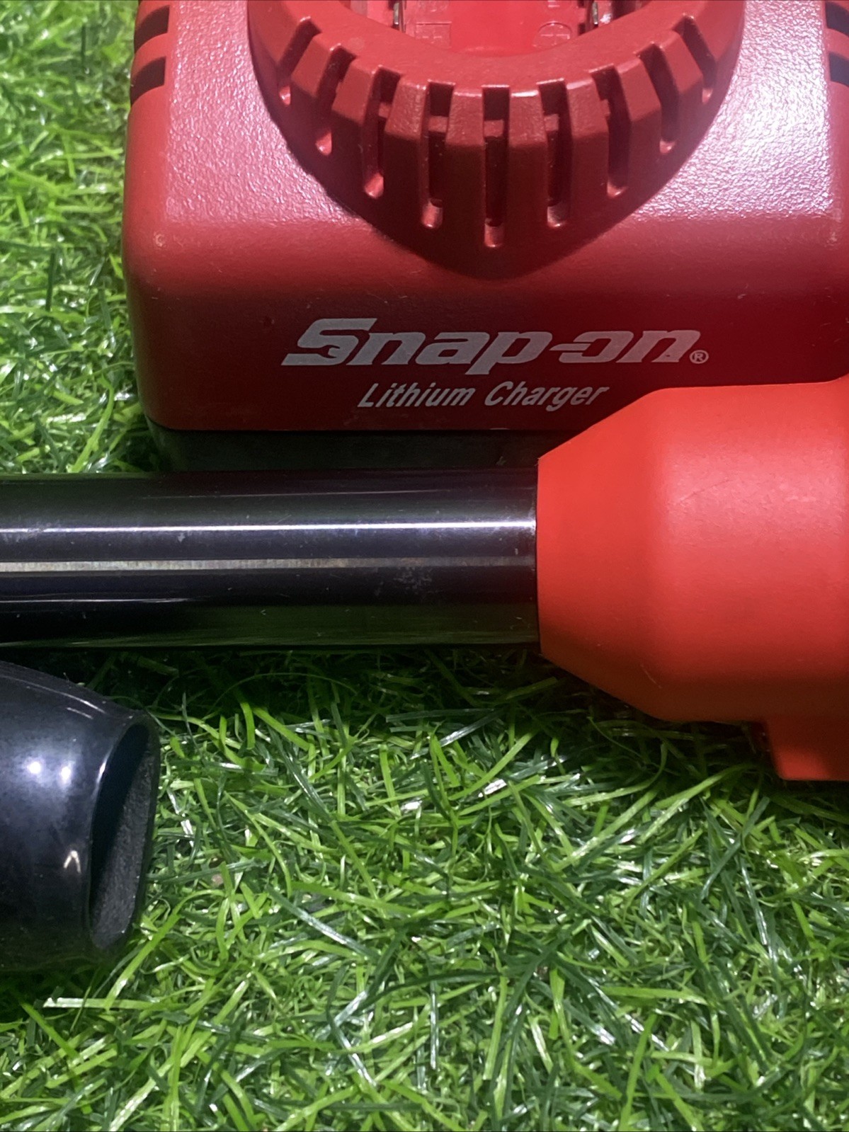 Snap-On 1/4" Cordless Long-Neck Ratchet - 14.4v - CTR817, Charger & Battery Mint