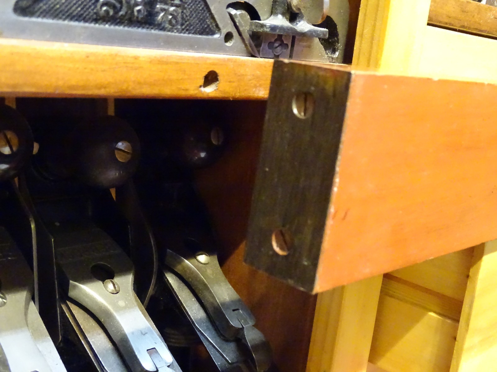 Disston 28" Plumb and Level No. 16 Adjustable, Original Finish, Paper Label