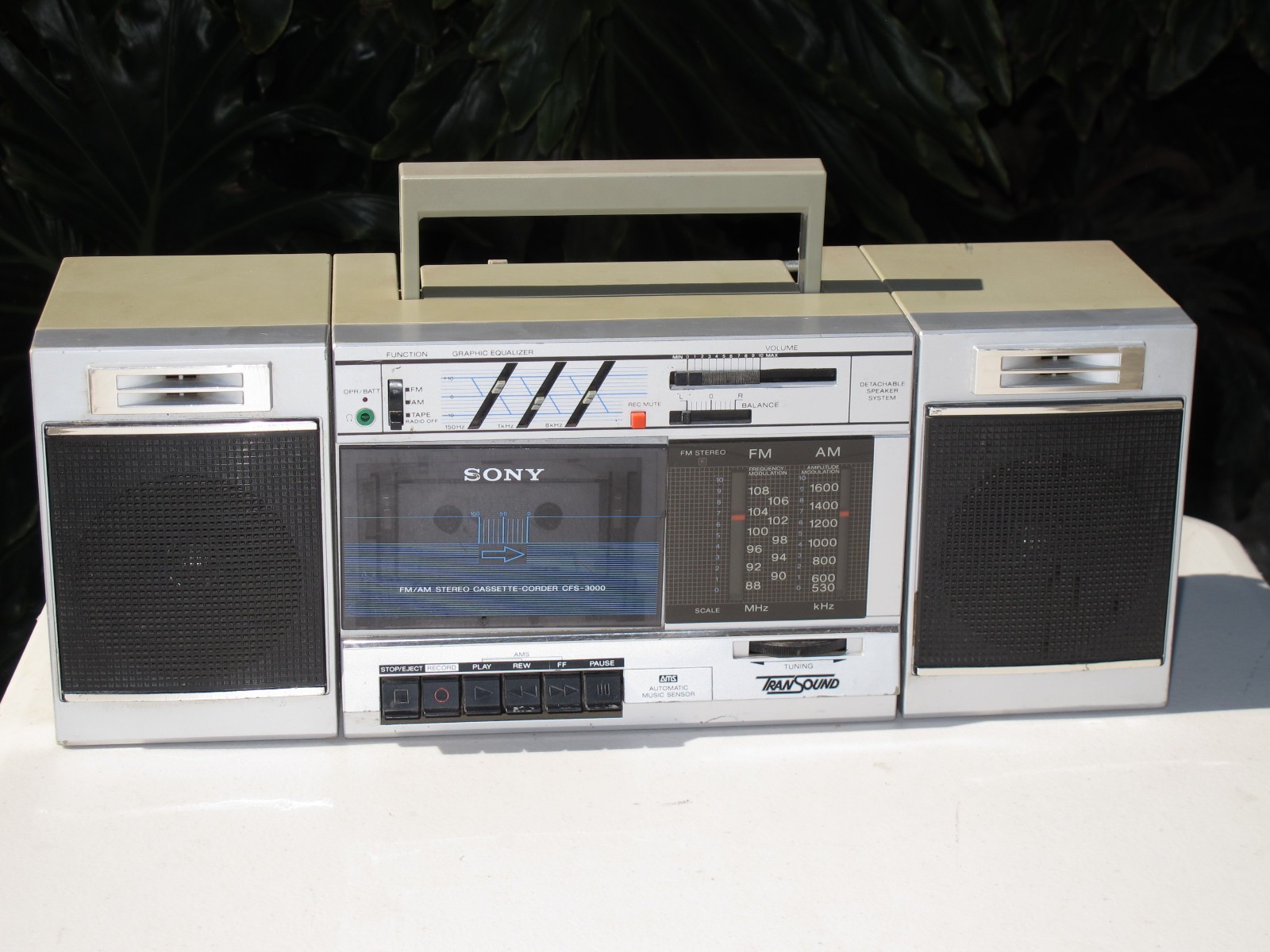 Vintage 80s Sony CFS-3000 Boombox Retro AM/FM Transound Stereo Cassette READ!