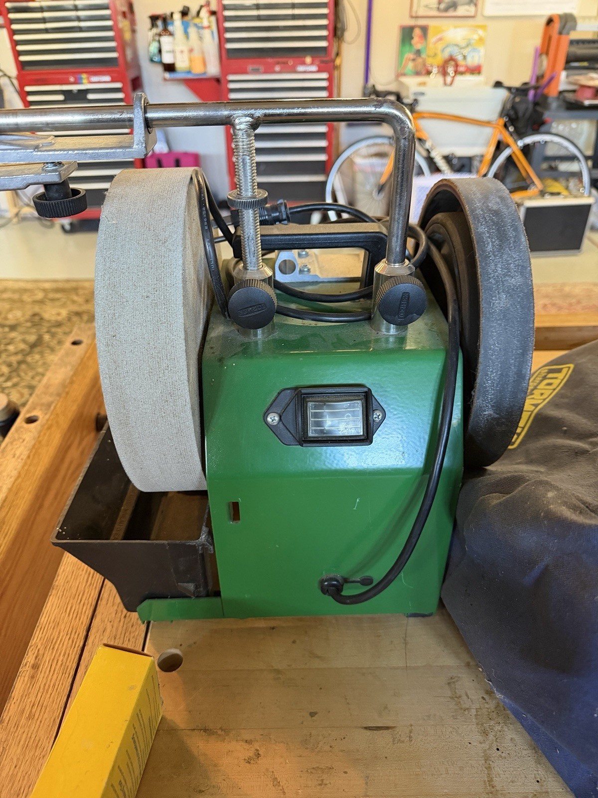 TORMEK Super Grind 2000 Water Cooled Sharpening Machine - USA