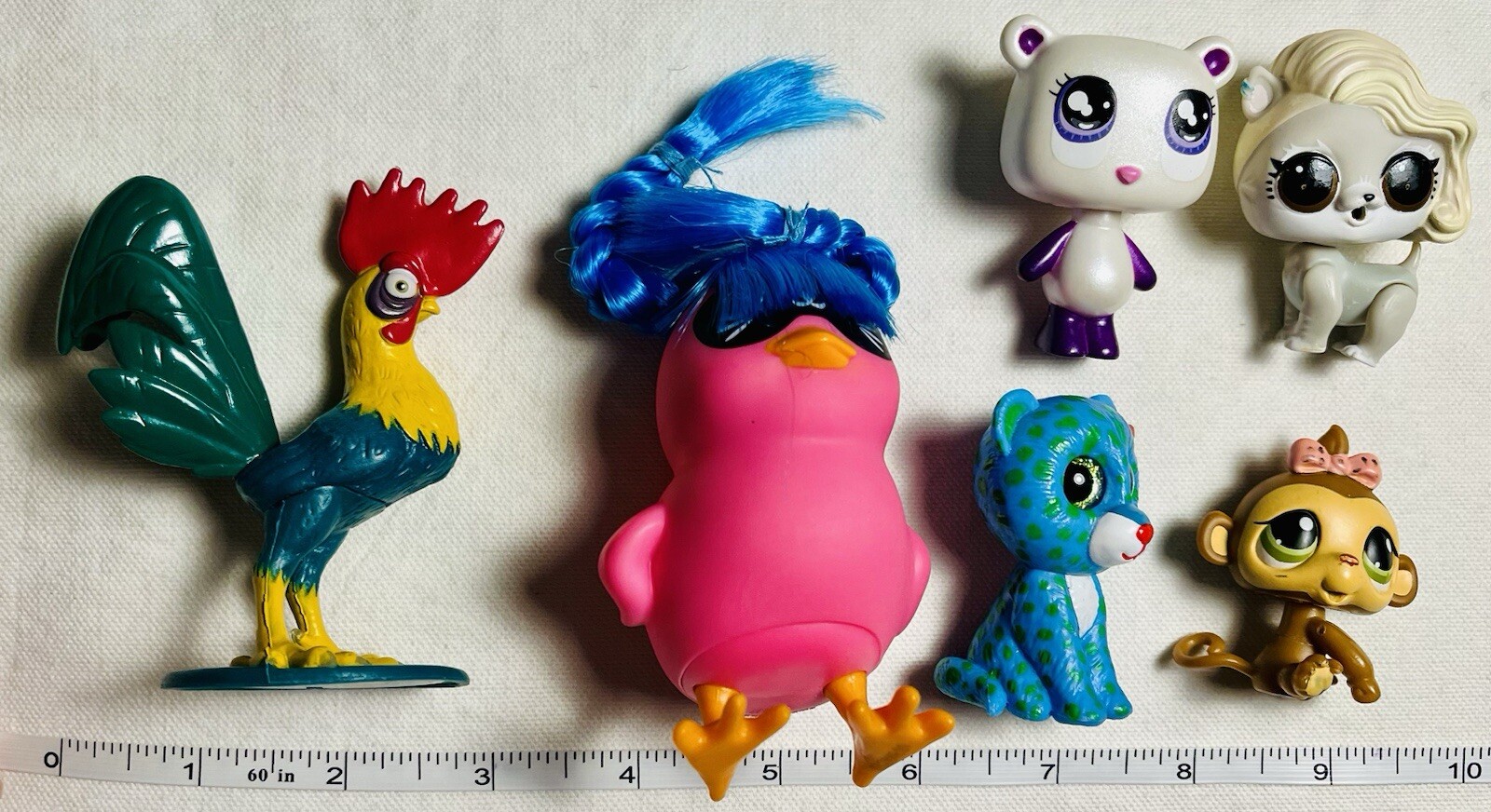 88 Piece + Girls Mixed Toy Lot Mini Dolls Pets Toys Food Mini Brands Figurines +