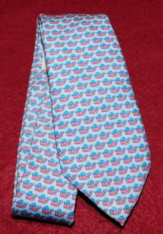BOY'S VINEYARD VINES MADE IN U.S.A. LIGHT BLUE/PINK/BLUE FISH MOTIF TIE.
