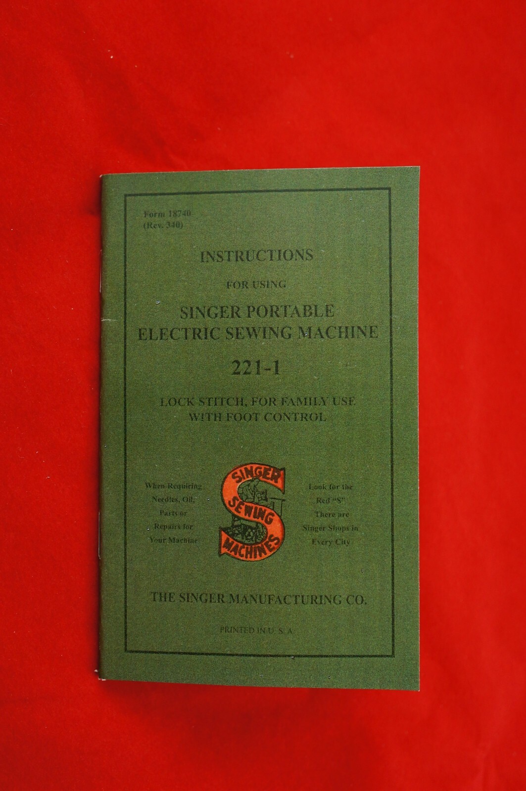 Singer Featherweight 221 221-1 Sewing Machine Owners Manual Feather Weight