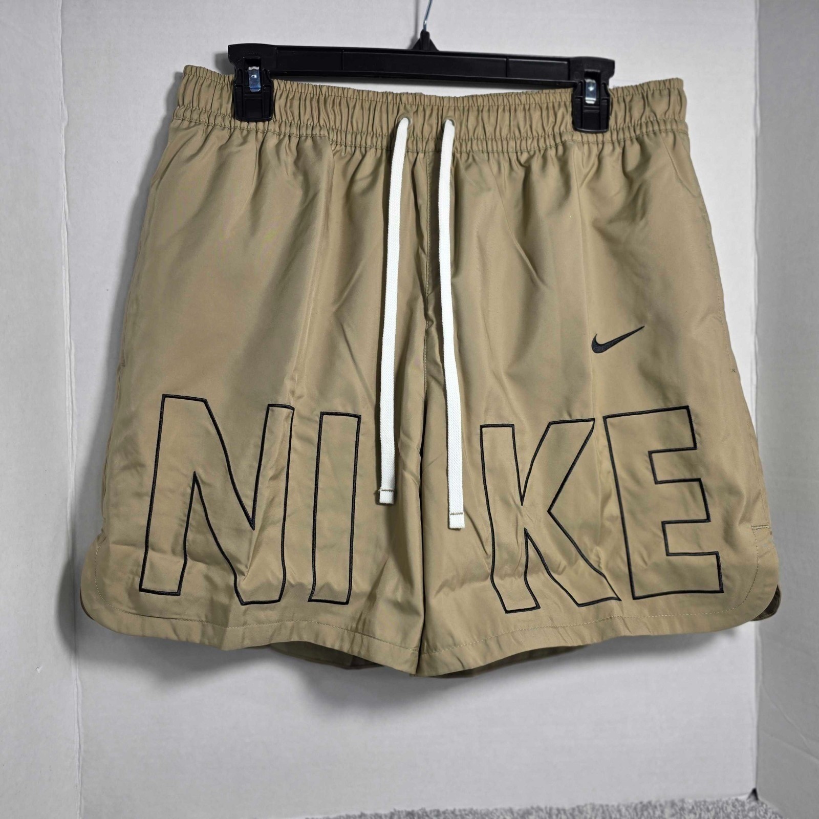 Nike Sportswear Men's Woven Flow Monogram Shorts Size M Tan Beige FJ1653-247 NEW