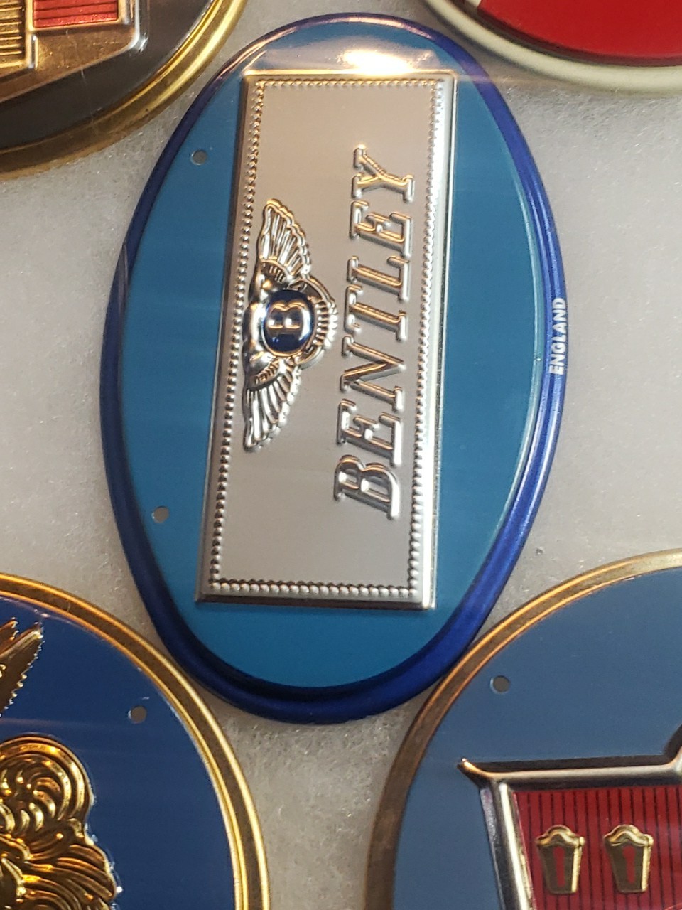 ORIGINAL 1950S WHEATIES CEREAL PREMIUM METAL AUTOMOBILE EMBLEMS SET 14 IN Case