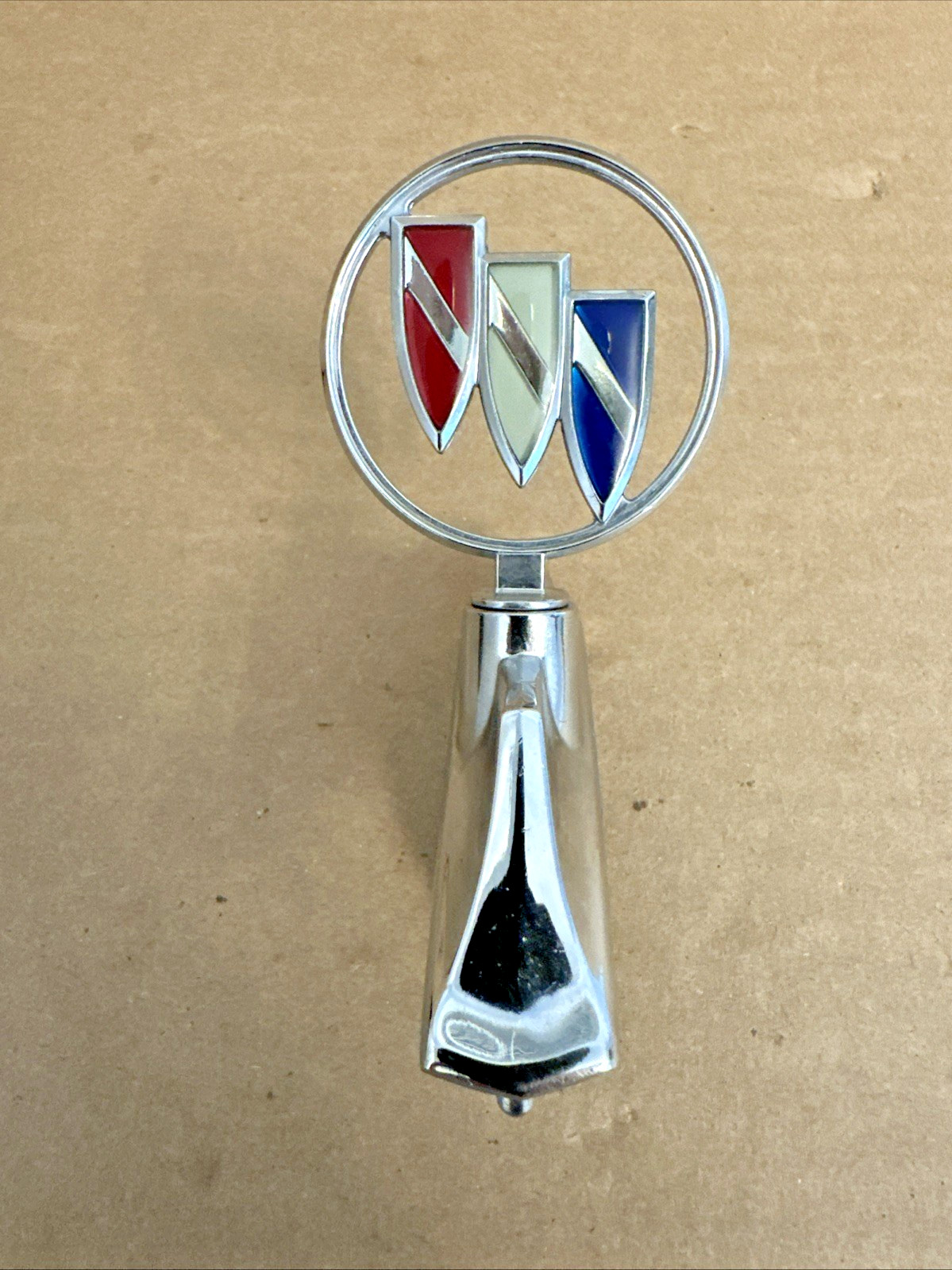 NOS OEM Buick 1984 1985 1986 Hood Emblem Lasabre Century Models 25500266