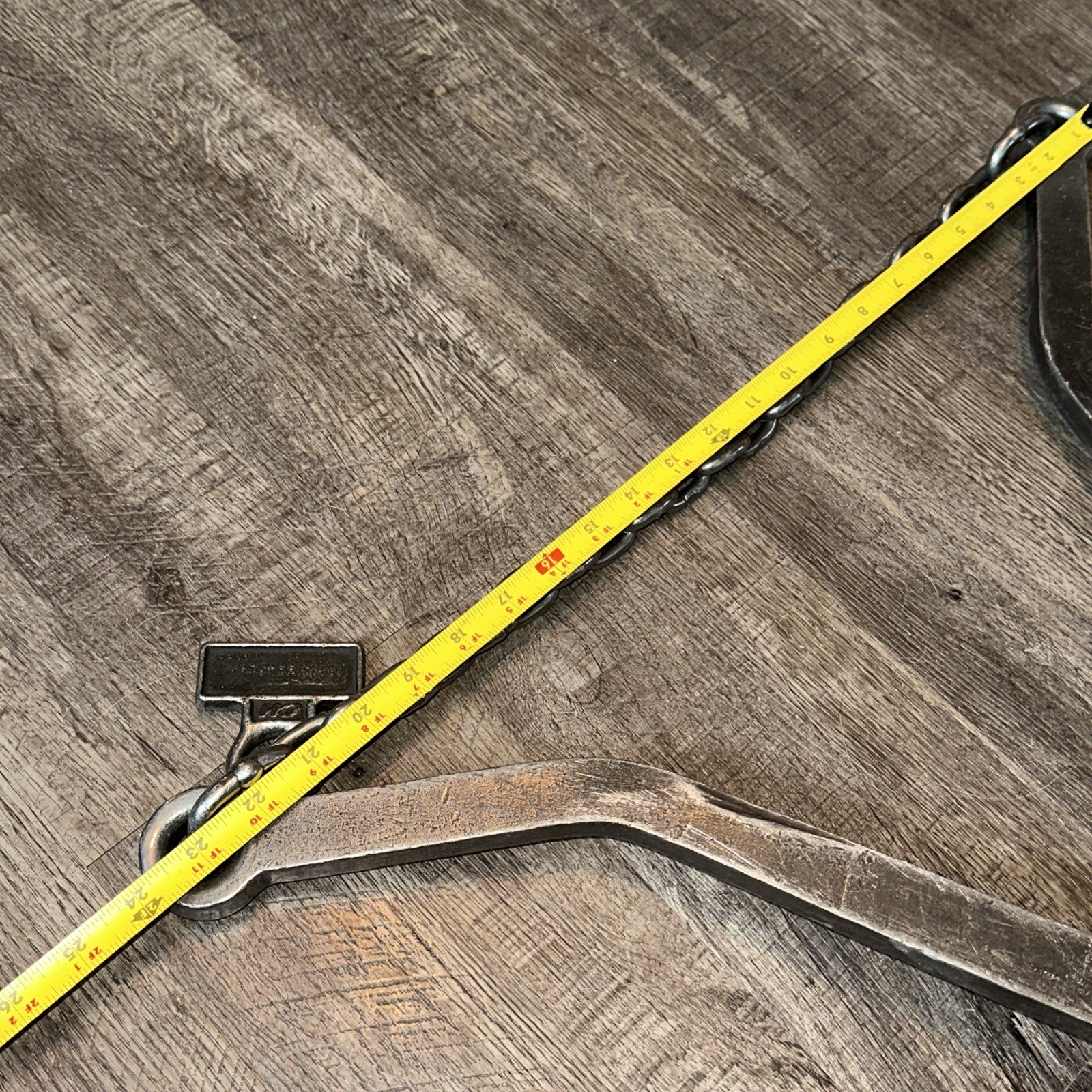 Great Heavy Large Columbus McKinnon Metal Lifting Sling Ice Tongs Pallet Puller