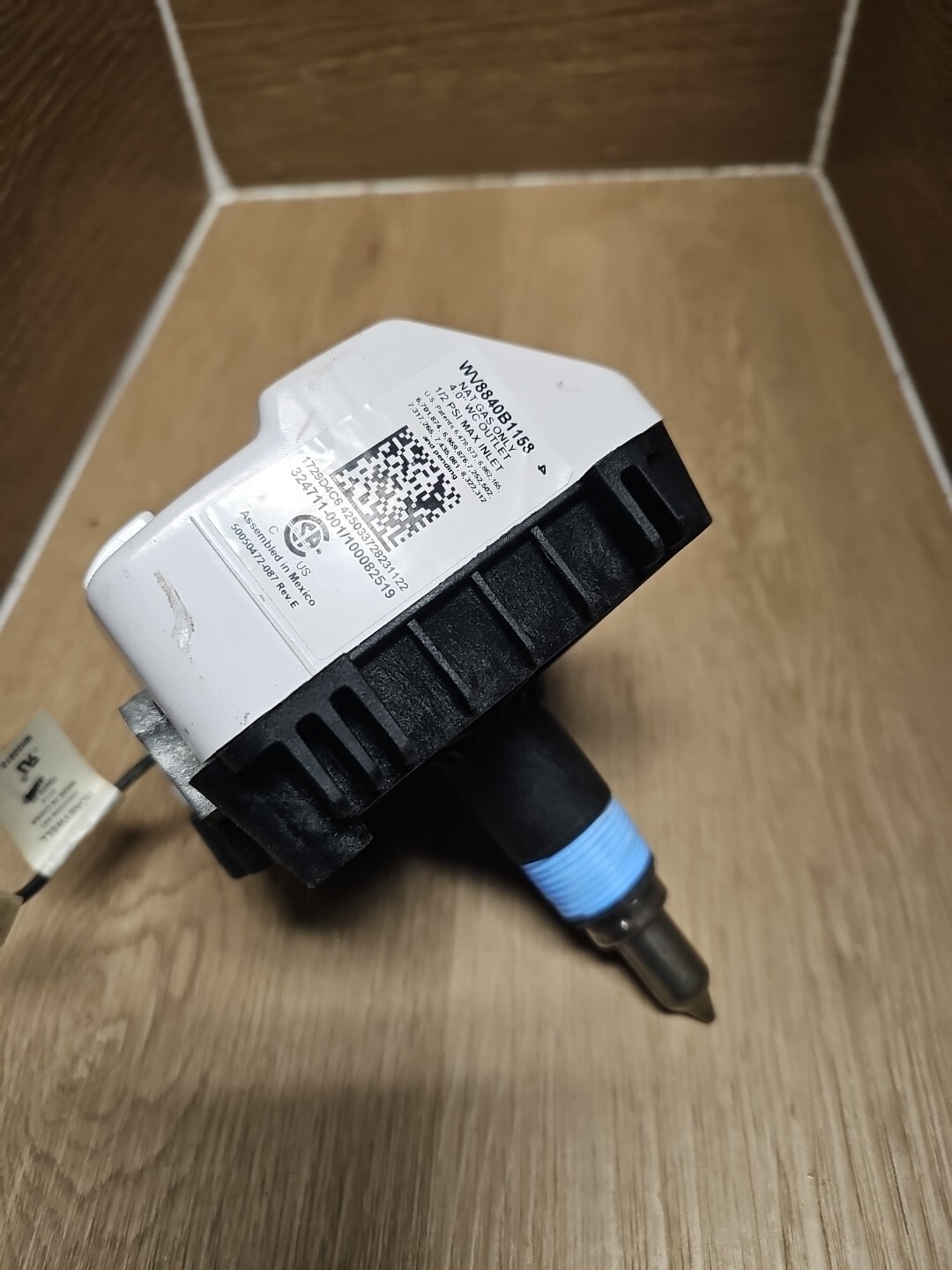 Honeywell Water Heater Gas Valve WV8840B1158 (30 DAY WARRANTY) Ships FAST!