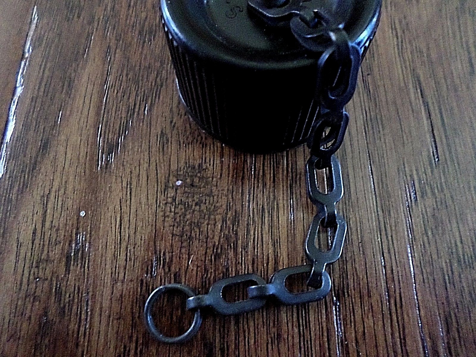 WWII U.S MILITARY CANTEEN BAKELITE CAP SCREW LID WITH CHAIN & CORK ALL ORIGINAL