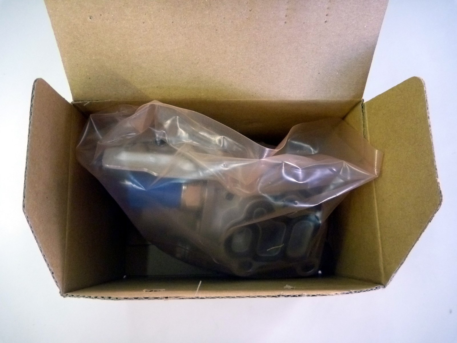 GENUINE HONDA Civic Si / TSX RSX Type S VTEC SOLENOID SPOOL VALVE 15810-PRB-A03