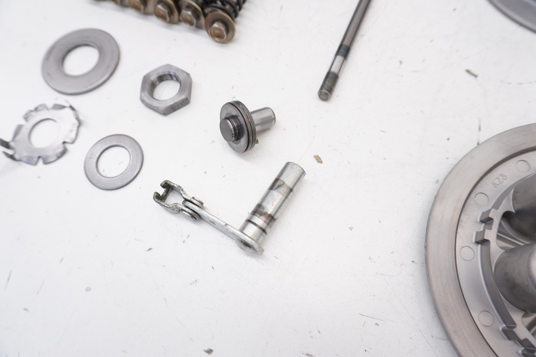 2003 CR250R Clutch OEM Basket Inner Hub Pressure Plate Springs Honda 92-07 #2