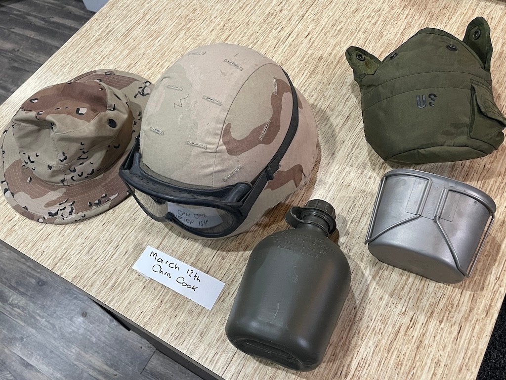 US Gulf War era PASGT Helmet GWOT Chocolate Chip Hat 6 color desert Canteen set