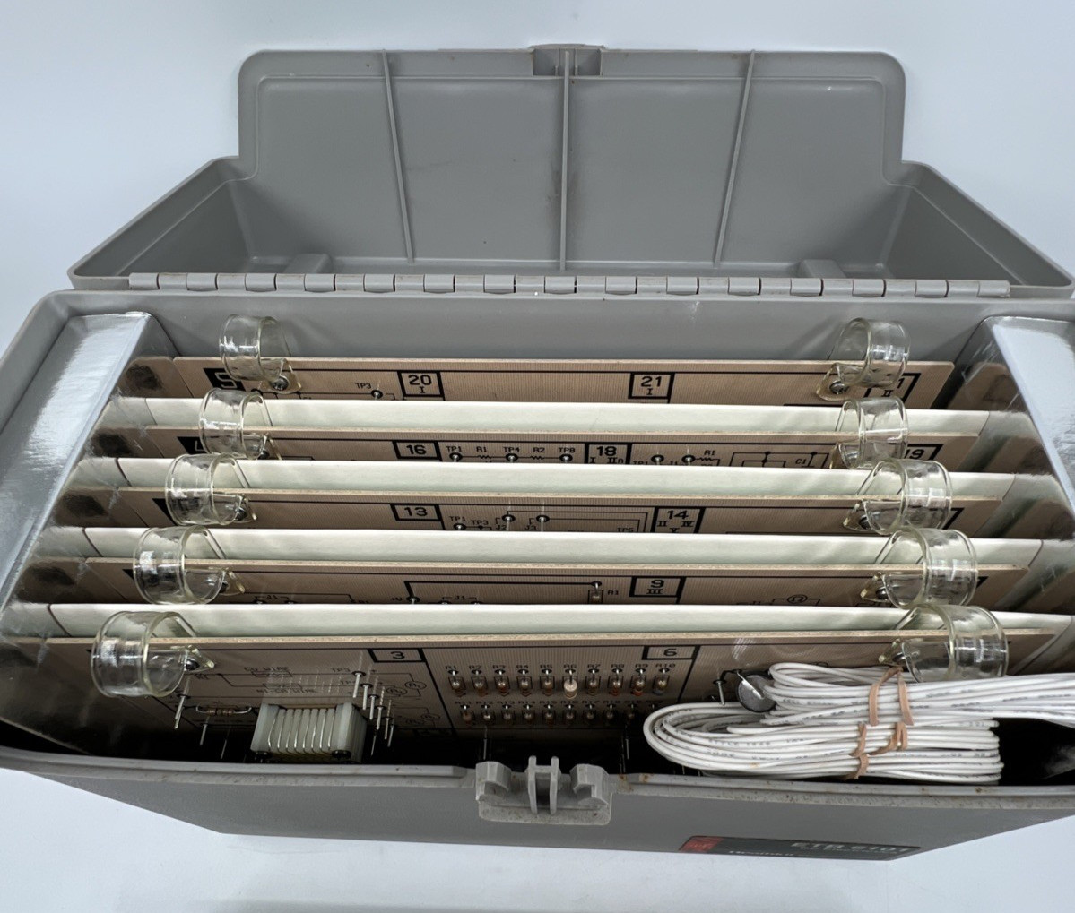 Heathkit Educational Systems ETB 6101 DC Electronics 5 Circuit boards with Case