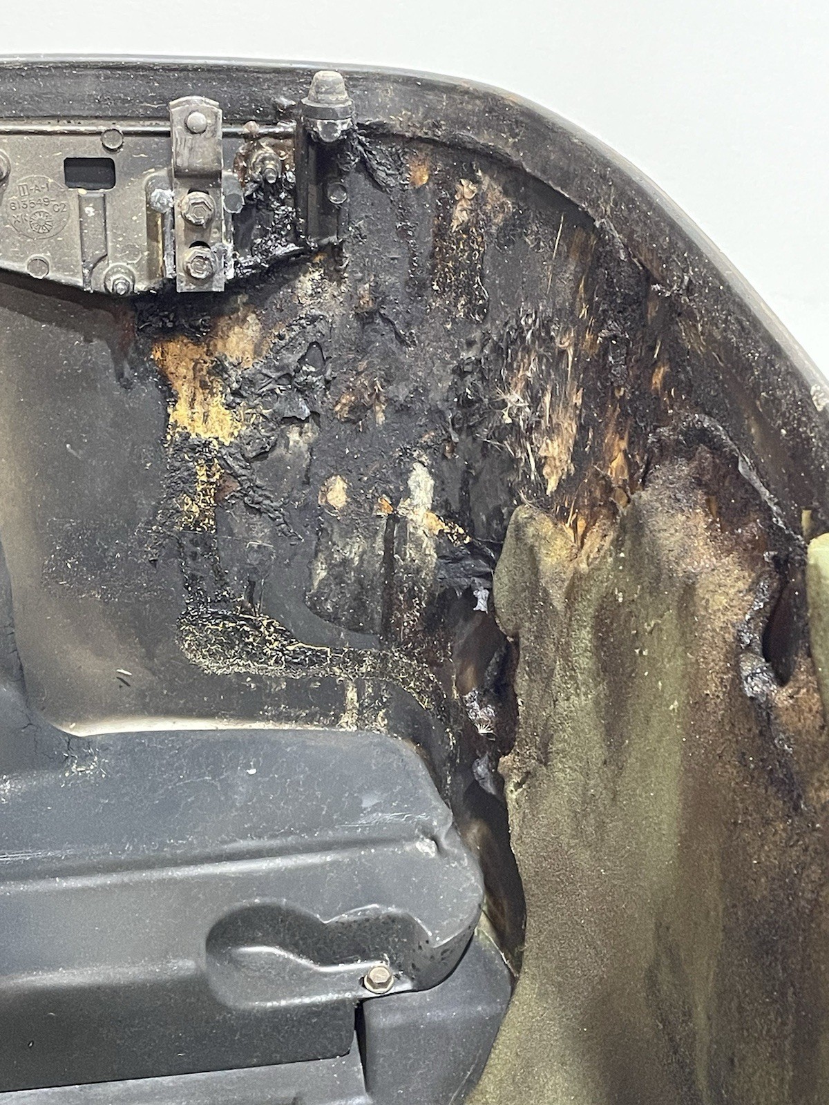 Mercury Mariner 59 CI 40 50 HP Top Cowling Cowl Hood Cover 825239T13