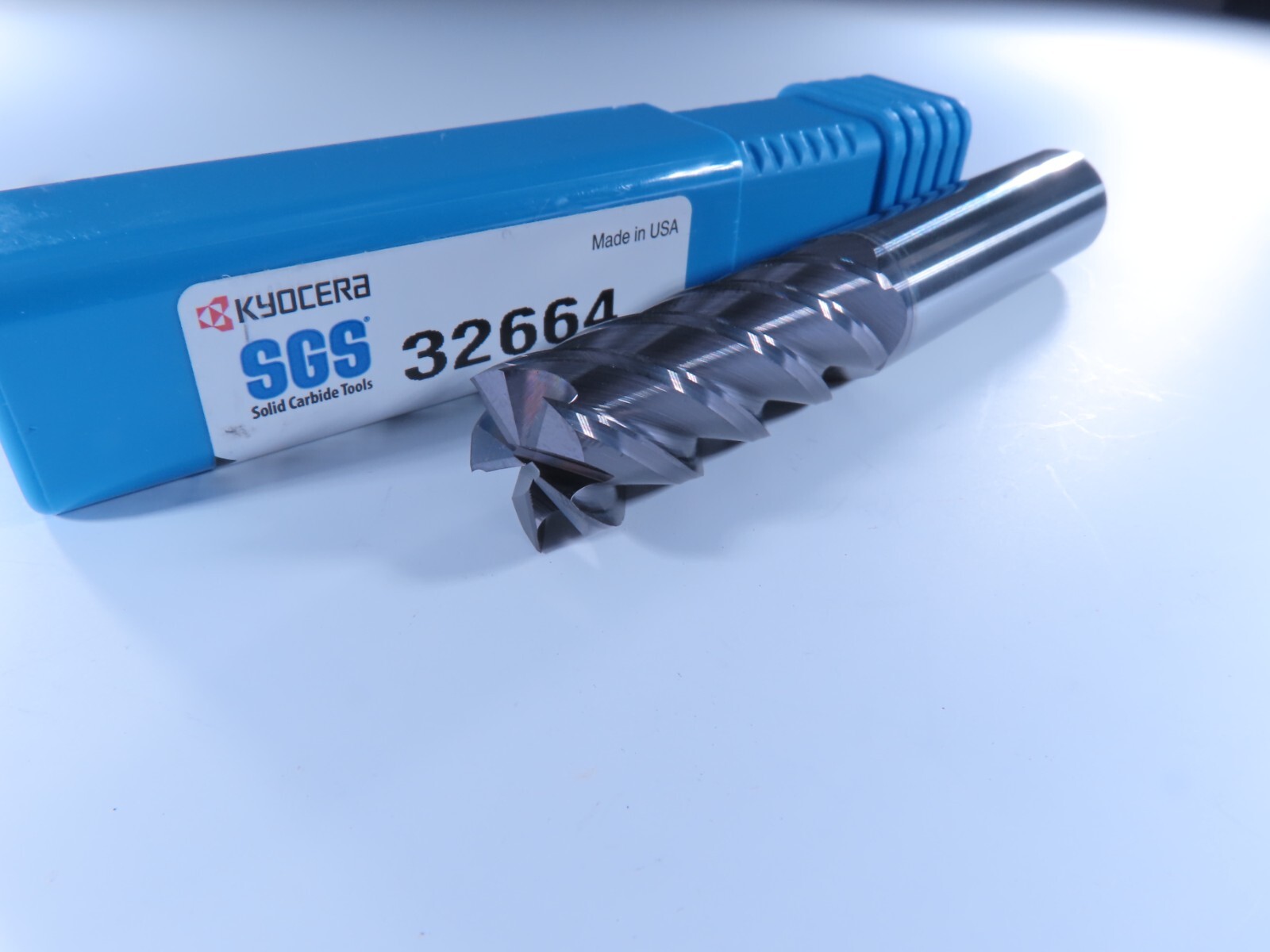 NEW KYOCERA SGS 32664 V-CARB SOLID CARBIDE 1/2" END MILL 5 FLUTE MILLING TOOL