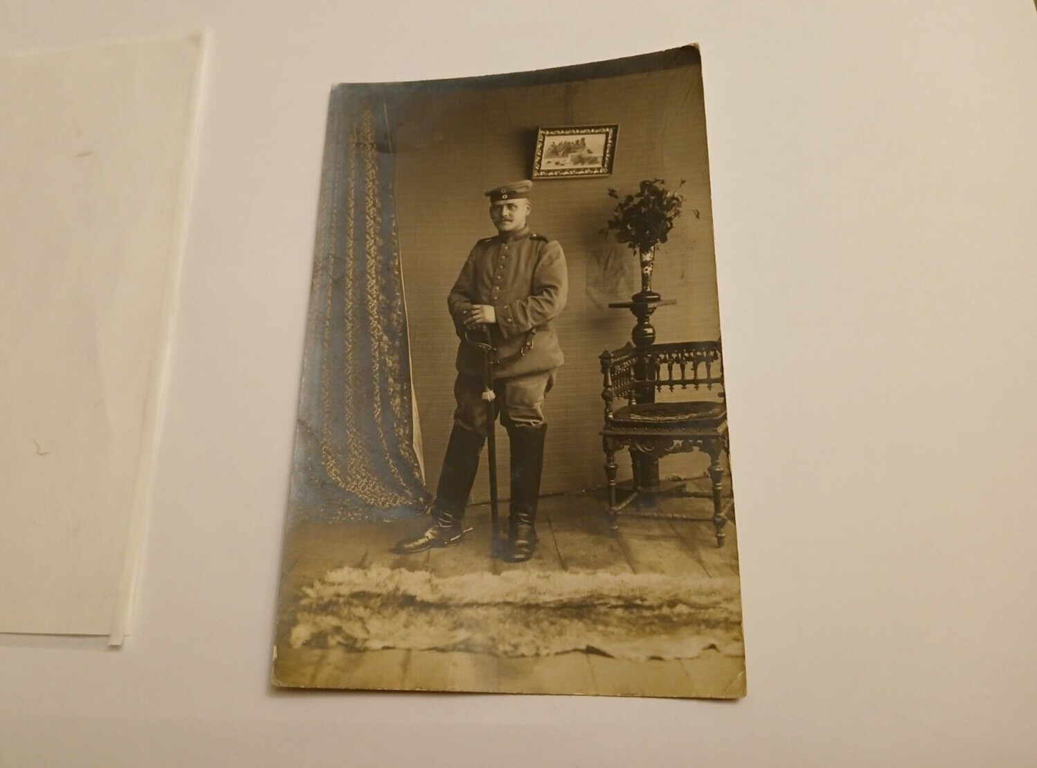 ANTIQUE WW1 GERMAN CAVALRYMAN POST CARD.