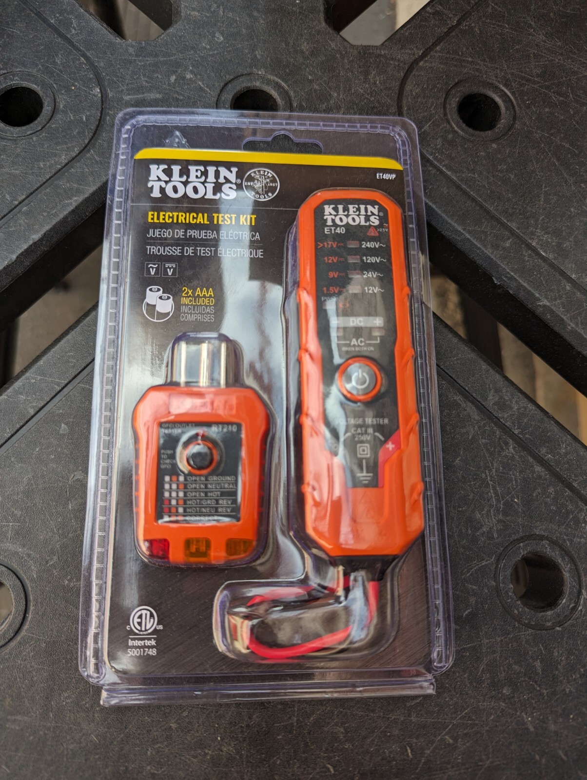 Klein Tools ET40VP AC/DC Voltage GFCI Receptacle Electrical Test Kit ET40