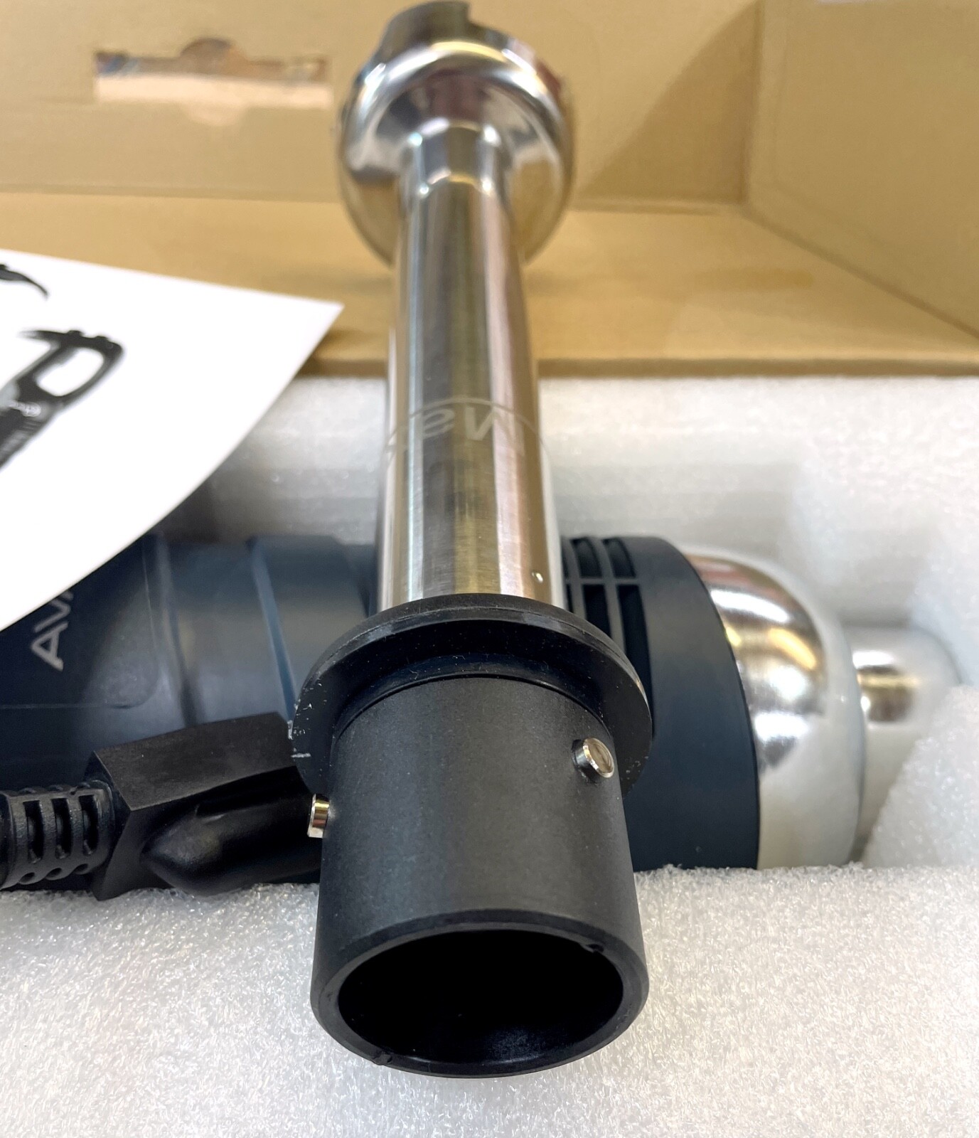 AvaMix 928IBMD12BX 12" Commercial Variable Speed Immersion Blender 3/4hp w/Kit