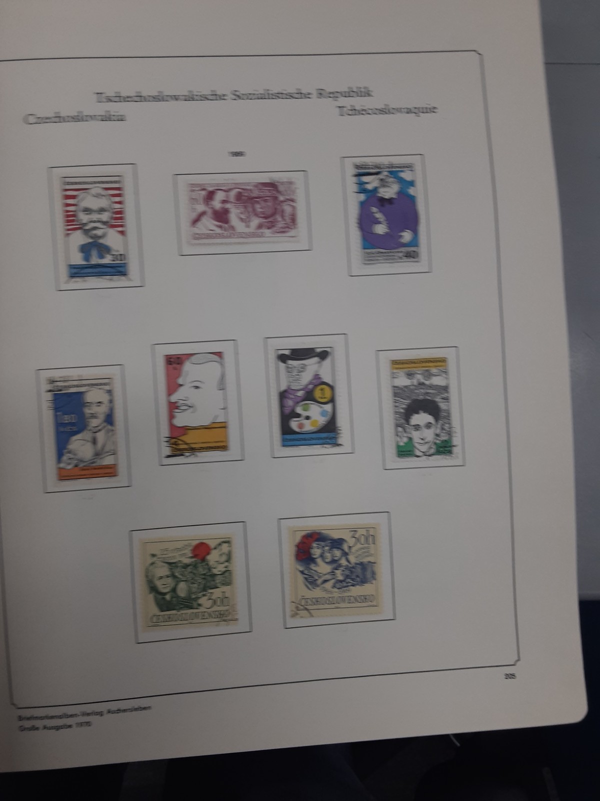 1968-1987 Czechoslovakia Soviet Socialist Republic Abria Album 1,000 + stamps