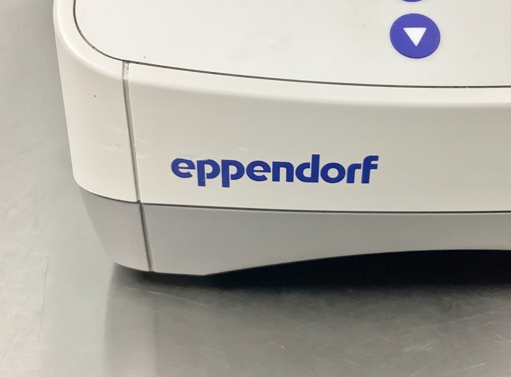 Eppendorf Thermomixer C with Cryo Thaw Block TESTED with Warranty SEE VIDEO