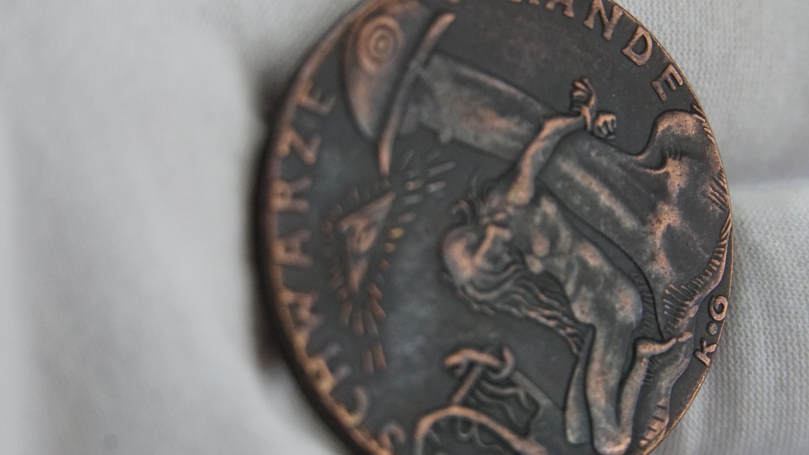 1920 French MEDALLION: "Black Shame" "Watch on the Rhine" WWI, Karl Goetz Coin