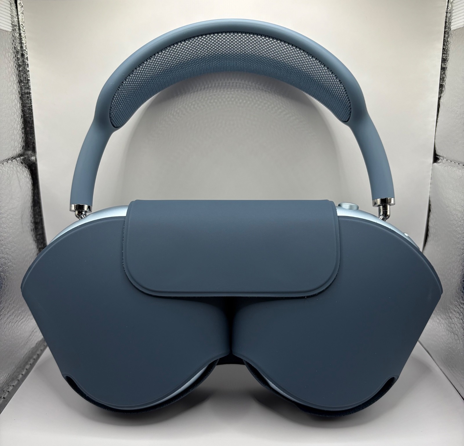 Apple AirPods Max Wireless Over-Ear Headset - Blue