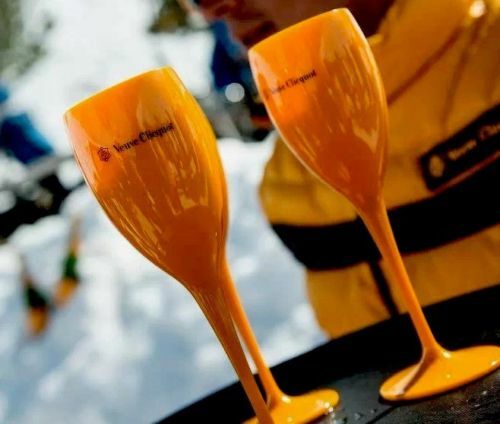 Veuve Clicquot Champagne Orange Champagne Flutes set 6