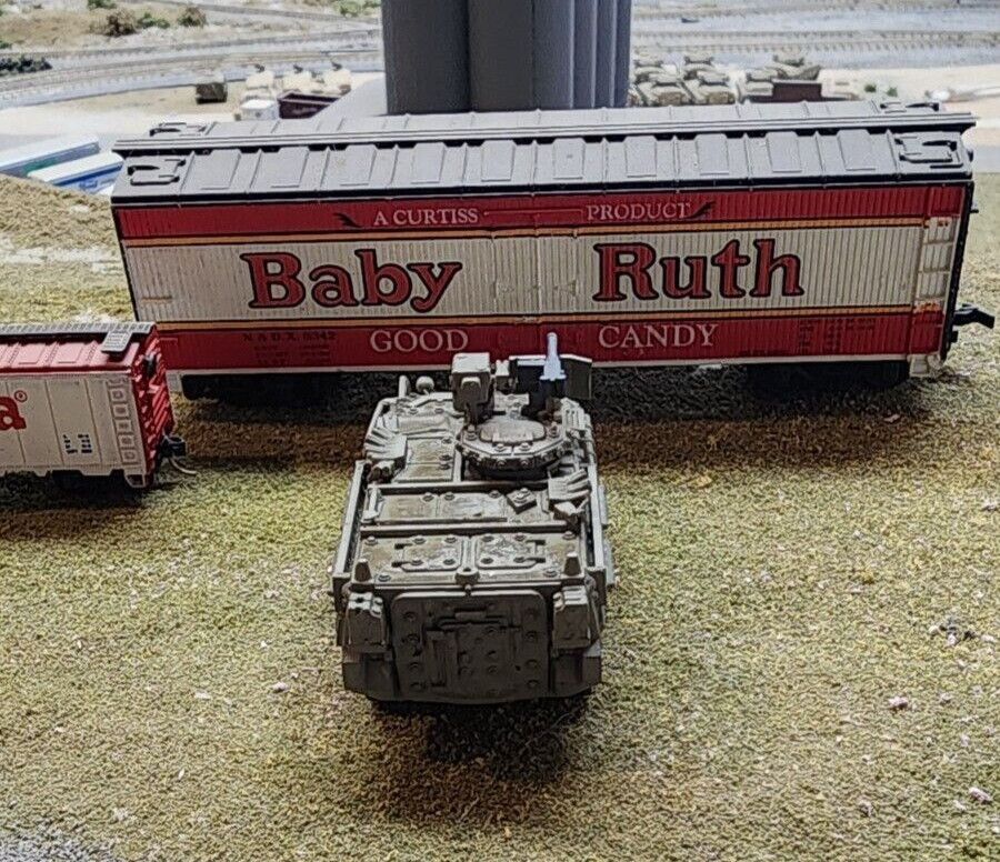 HO Scale 1:87 M1127 Stryker Reconnaissance Vehicle - .50 Cal - OD Green