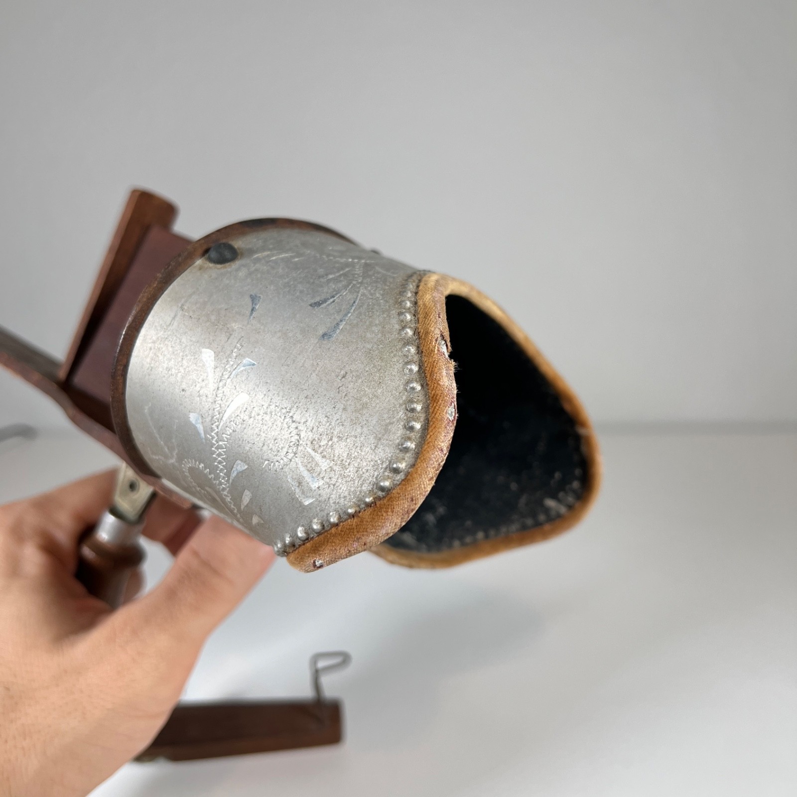 Antique Monarch Stereoscope Viewer Dr Wells Meyrowitz – Card Holder Missing Nail