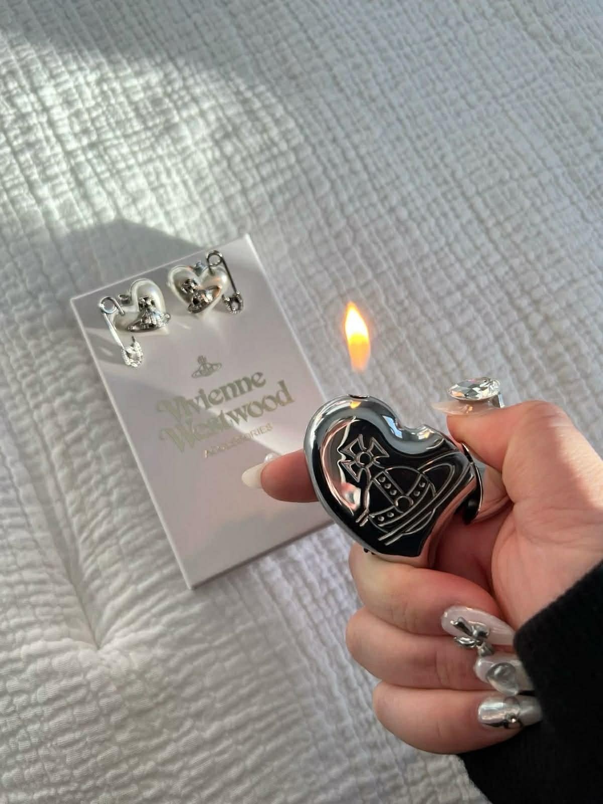 Vivienne Westwood Orb Heart Lighter Gunmetal Gas Lighters Luxury Pocket Lighter