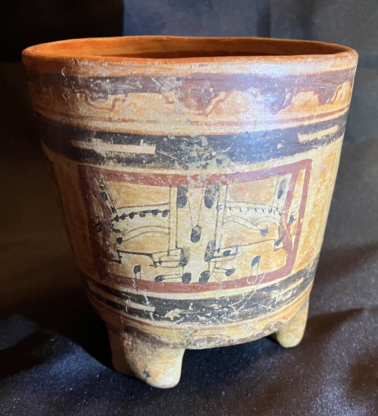 Authentic Pre-Columbian painted Mayan Rattle Leg Ulua Pottery Jar 600-800 AD