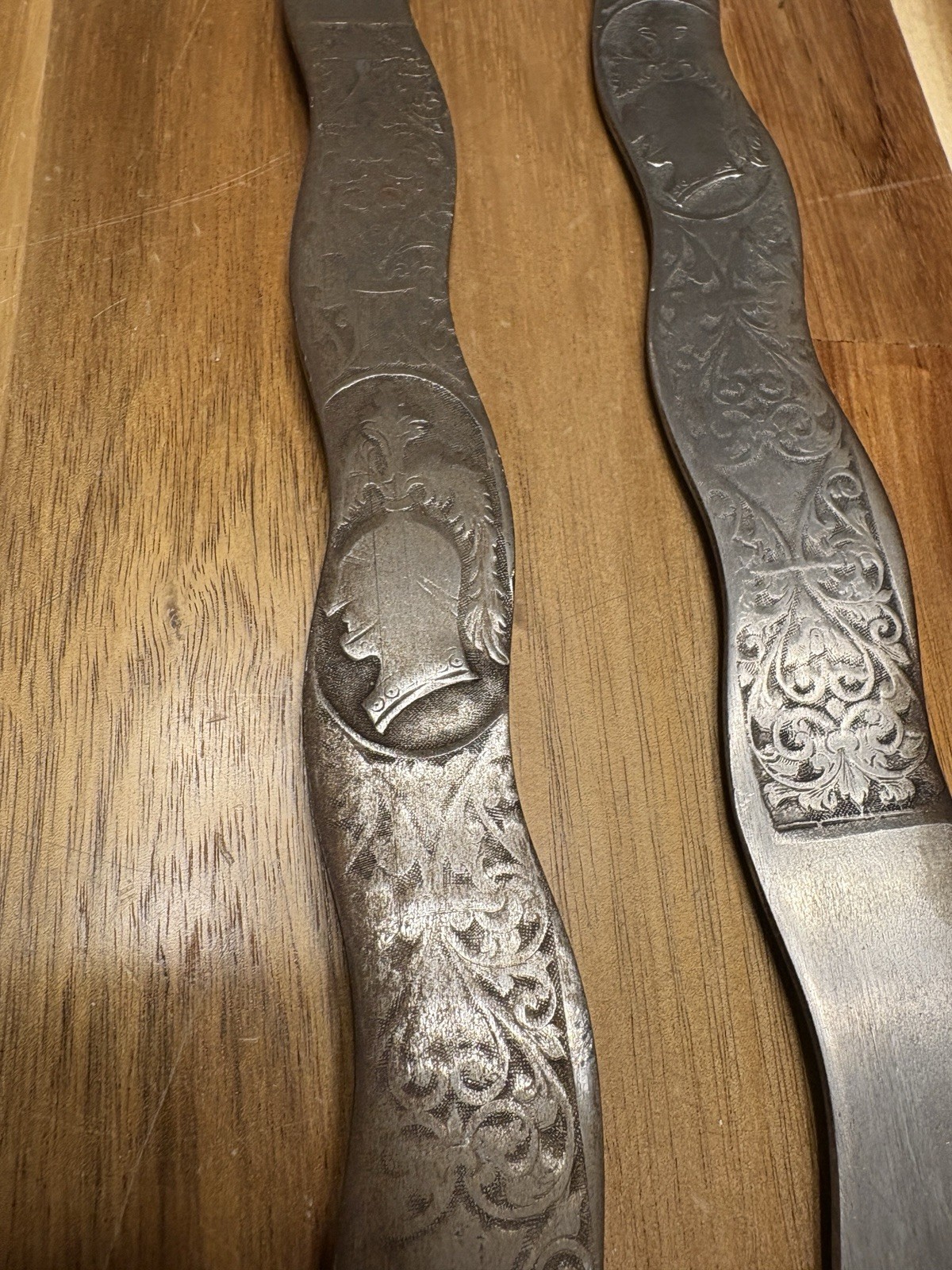 Vintage decorative Set Of Swords, Preowned