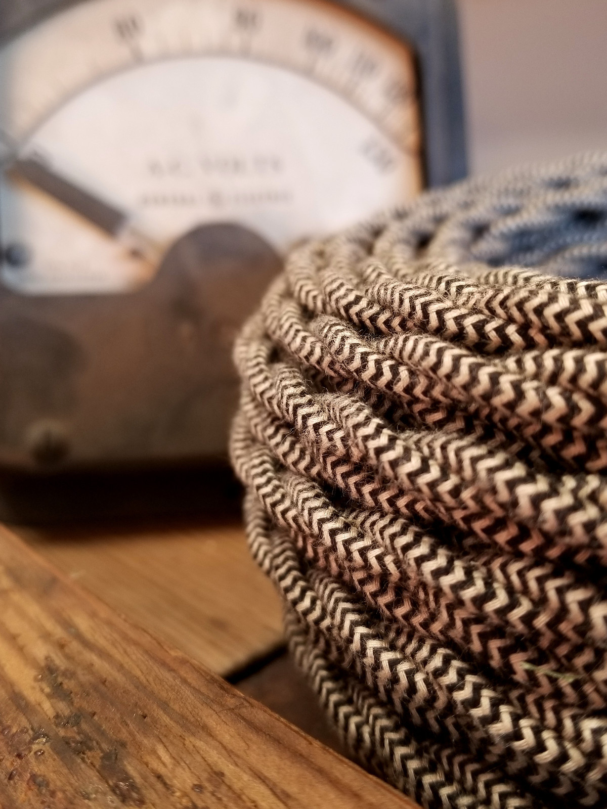 Cloth Covered Twisted Wire - Black/Tan Pattern, Vintage Style Fabric Lamp Cord