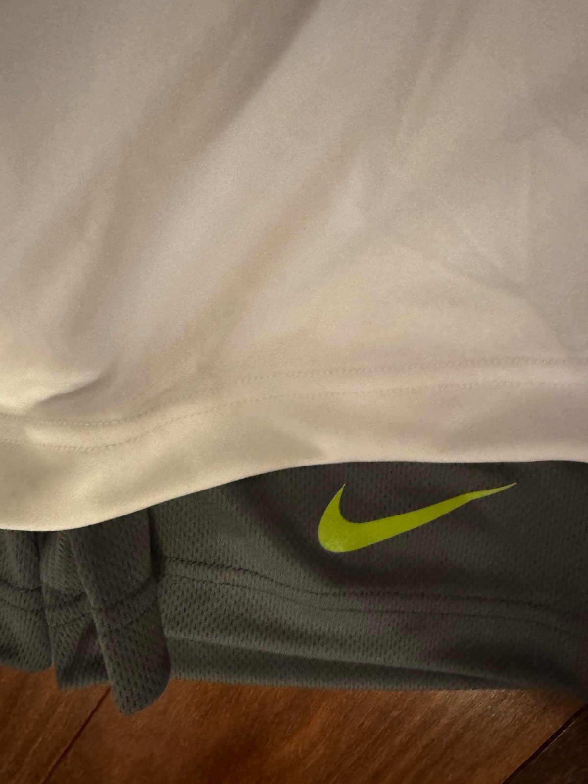 Nike Boys Dri-Fit T-Shirt & Shorts 2-Piece Set Size 6 Grey