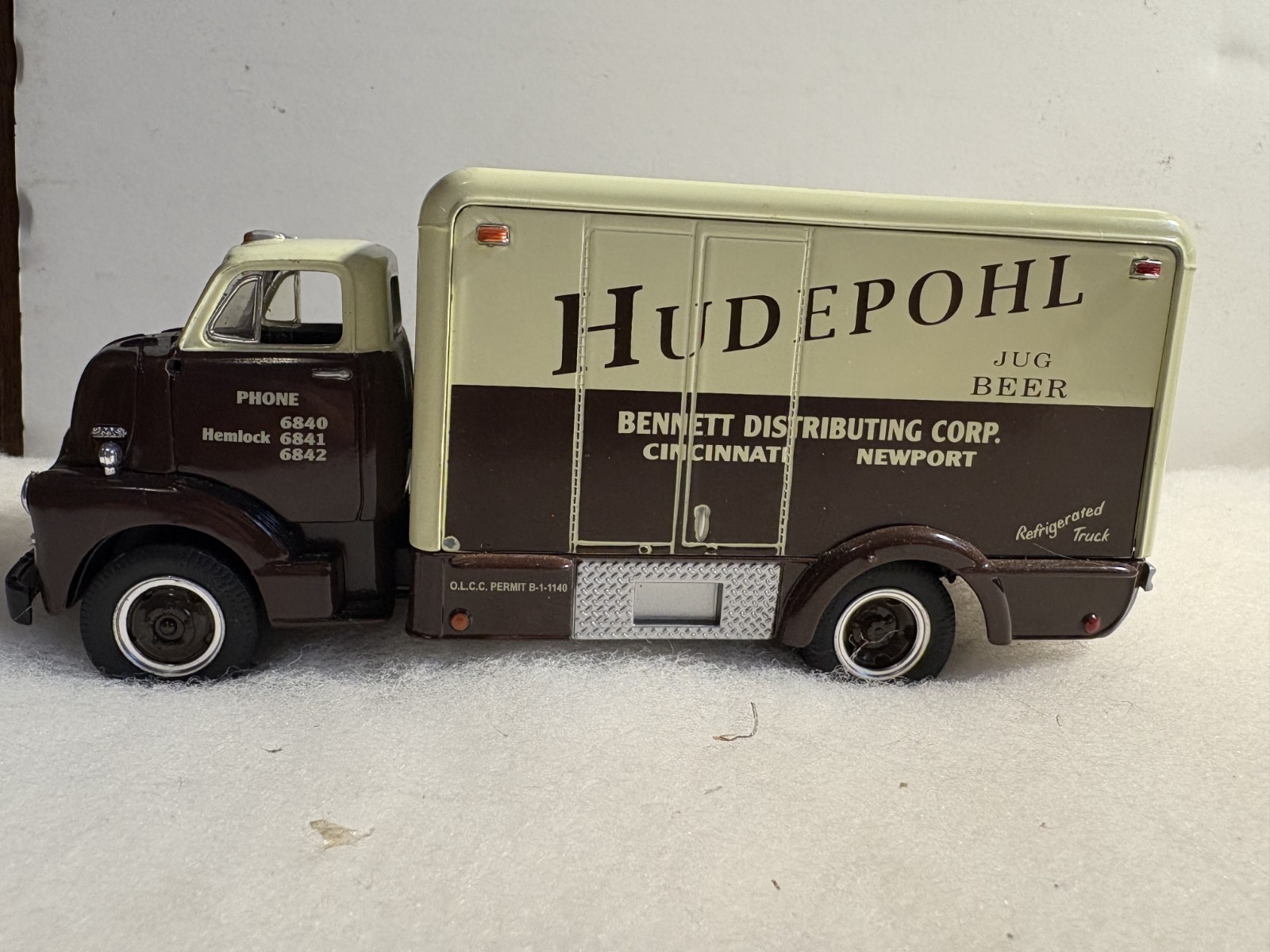 First Gear - Hudepohl Beer GMC Insulated Beverage Truck Cincinnati, Ohio