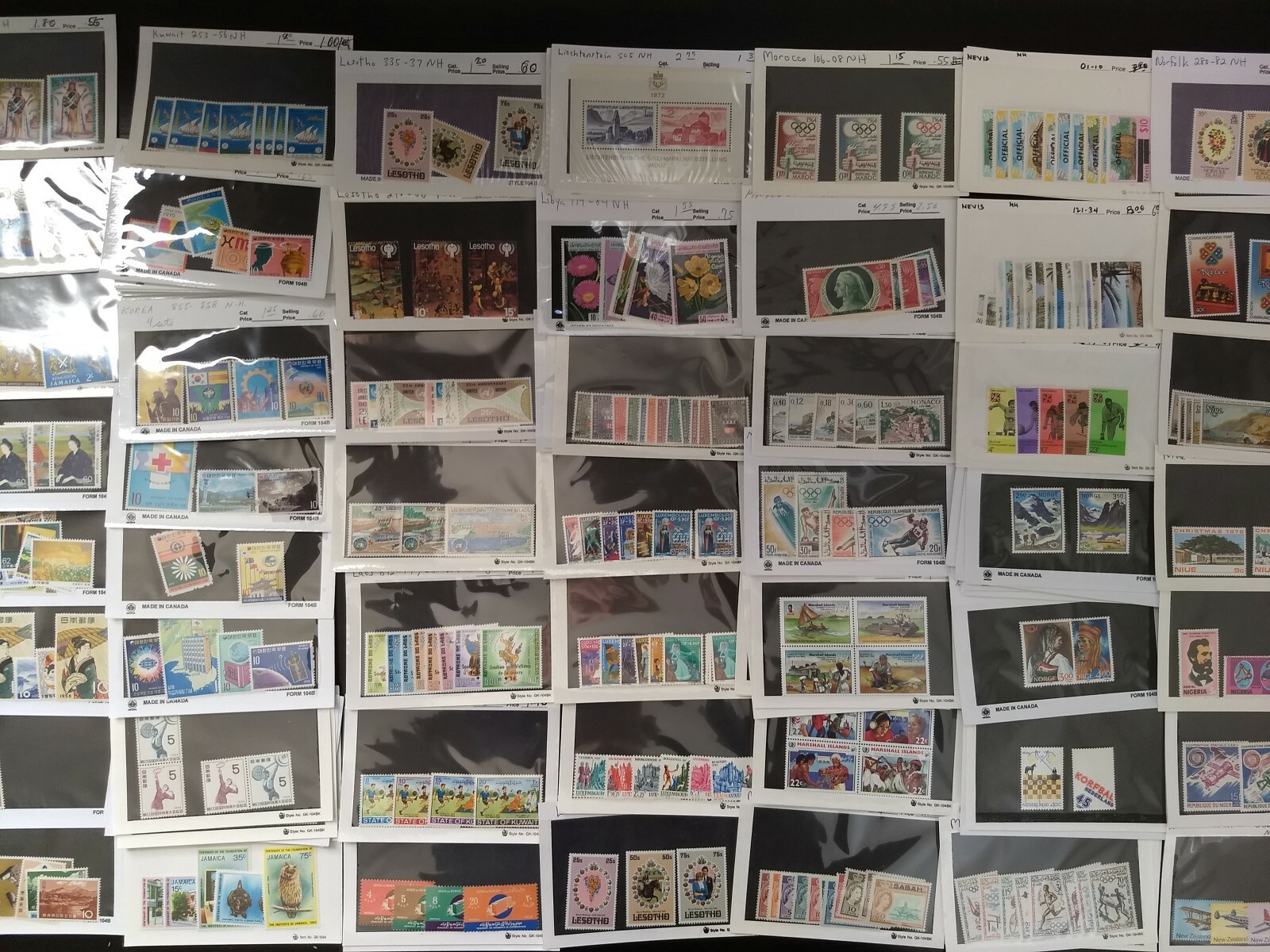 Worldwide Stamp Collection MNH - 600 Different from 100 Countries in Full Sets