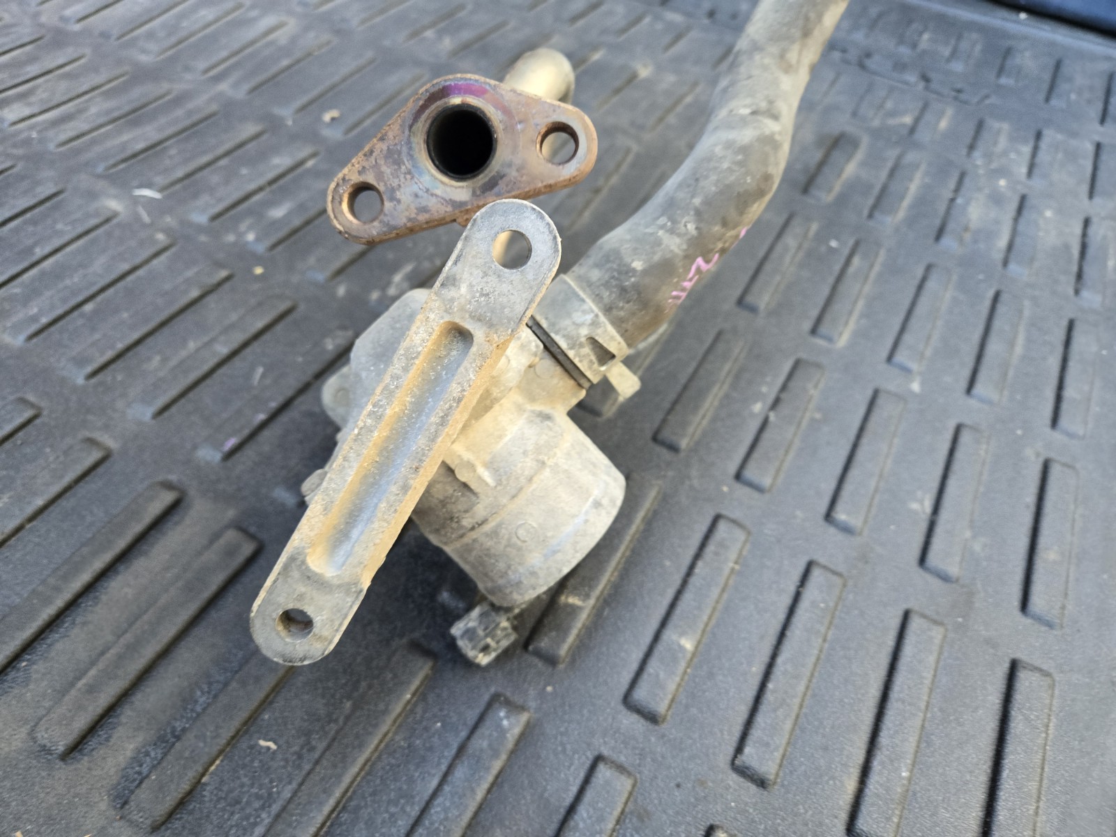 2005-2023 Toyota Tacoma 2TRFE 2.7 Liter AIR SWITCHING VALVE ASSEMBLY 25710-75010